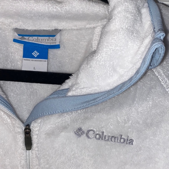 White Columbia Fleece - Picture 3 of 5